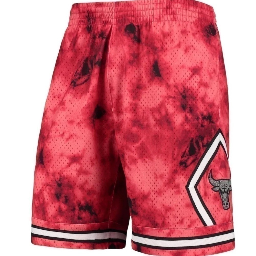 Mitchell & Ness Chicago Bulls Reflective Swingman Shorts Men's Size New - Picture 2 of 10